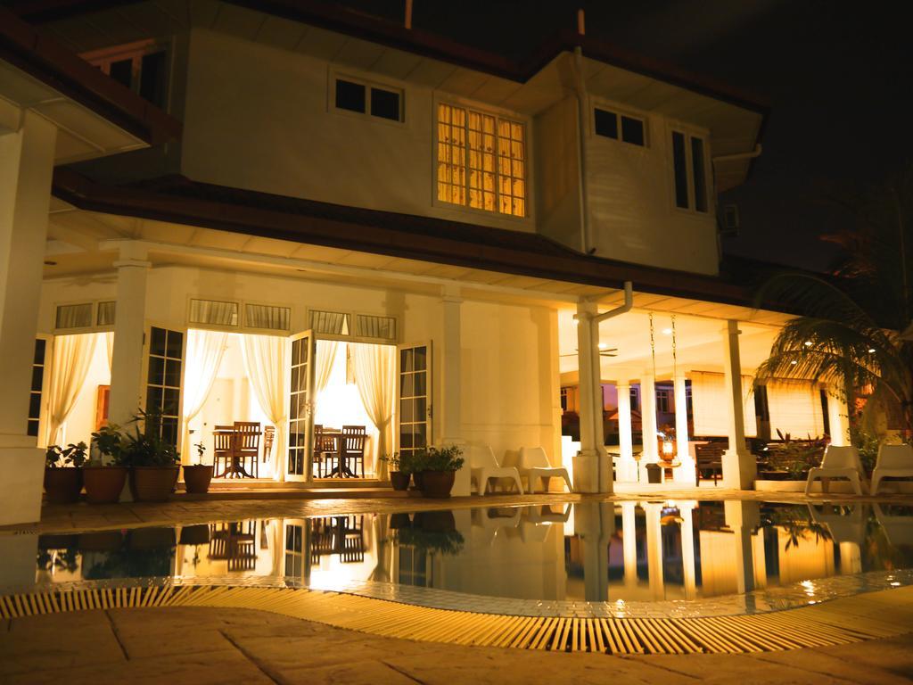 Rumah Putih Near Klia Sepang Exterior photo